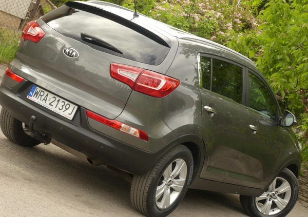 Kia Sportage cena 39700 przebieg: 185000, rok produkcji 2011 z Radom małe 277